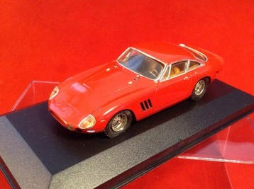 Record - made in France 1:43 - Modelauto - Ferrari 330LMB