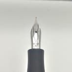 Visconti - Divina Matte (New) - Vulpen, Nieuw