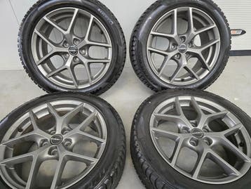 Volvo V40 V60 V50 Ford Focus Mondeo 17 inch winterbanden, Autos : Pièces & Accessoires, Verzenden, Banden en Velgen