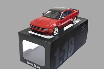 GT Spirit 1:18 - Voiture miniature - Dodge Charger Daytona