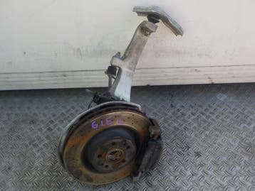 Mercedes ML GLE W166 linker voorwielophangingspunt, Verzenden, Gebruikt