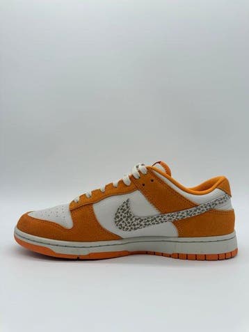 Nike - Nike Dunk Low AS Safari Swoosh Kumquat - Sneakers -, Kleding | Heren, Schoenen, Nieuw