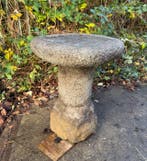 Lanterne de jardin enterrée (ikekomi’dôrô) - Pierre, Granit