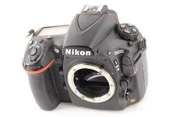 Nikon D810 36.3MP DSLR Body + 24-85mm f/3.5-4.5G ED Zoom —, Nieuw