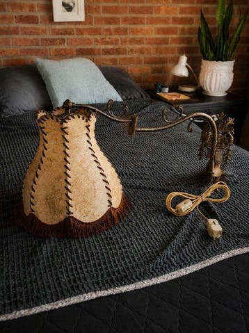 Lamp - Messing, Leder - Vintage wandlamp