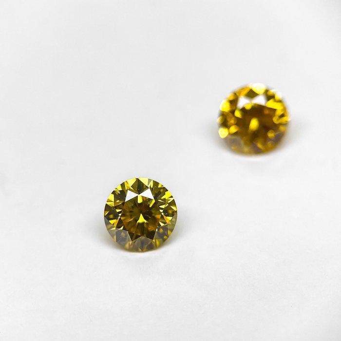 2 pcs Diamant (Natuurlijk gekleurd) - 1.18 ct - Rond - Fancy, Bijoux, Sacs & Beauté, Pierres précieuses