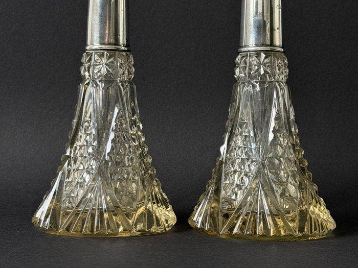 Fles (2) - Kristal - *Parfume flacons*, Antiek en Kunst, Antiek | Zilver en Goud
