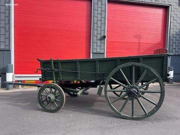 Klassieke Antieke 4-Wielige Houten Boerenwagen, Nieuw