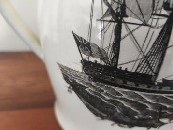 Kruik - Rare & LARGE museum-quality Liverpool oviform