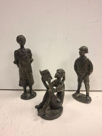 Beeldje - Corry Ammerlaan 3 bronzen beeldjes, Binkie,, Antiquités & Art