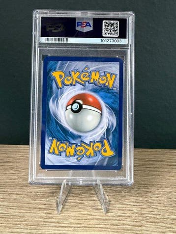 Pokémon - 1 Graded card - Larvesta 196/197 Full art, Foil -, Nieuw