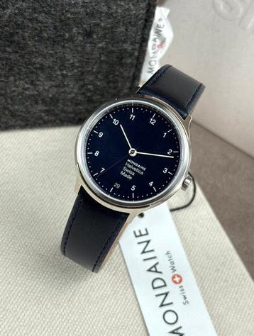 Mondaine - Helvetica No1 Date - Zonder minimumprijs -, Nieuw