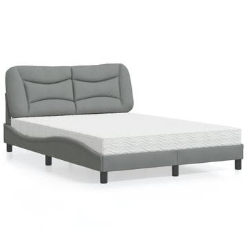 vidaXL Bed met matras Hvar stof lichtgrijs 120x200 cm, Huis en Inrichting, Verzenden, Nieuw