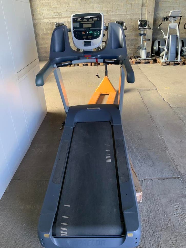 Precor Treadmill 833 P30, Sport en Fitness, Fitnessapparatuur, Loopband, Gebruikt, Benen, Ophalen of Verzenden