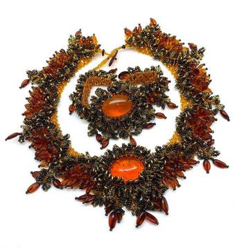 Ketting en armband met natuurlijk Baltisch barnsteen, 137,6, Nieuw