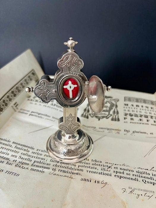 Reliekhouder - .813 zilver - 1800-1850 - Altaar met, Antiquités & Art, Art | Art non-occidental