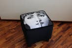 Poef - met vintage stof Silenzio Fornasetti Milaan - hout,, Antiek en Kunst