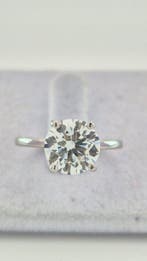 Zonder minimumprijs - Verlovingsring Platina - 4.01ct. tw.