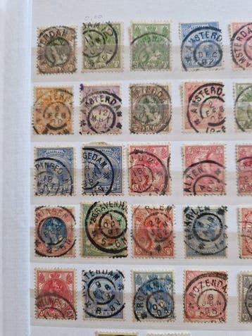 Pays-Bas - Collection classique de timbres dans un carnet de