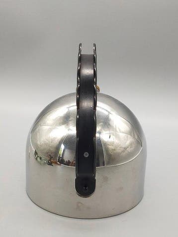 Alessi Flötenwasserkessel 9091 von Richard Sapper -