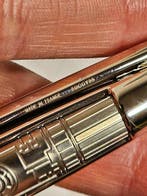 S.T. Dupont - X-Wing (Star Wars limited edition) - Stylo à, Verzamelen, Nieuw