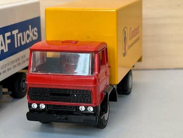 Lion Toys 1:50 - Camion miniature (2) - Daf 2 Truck’s type, Nieuw