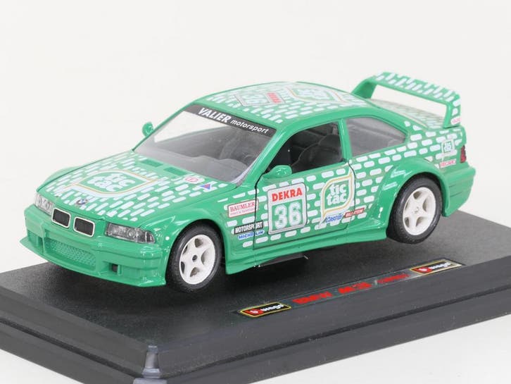 Schaal 1:24 Bburago 0544 BMW M3 1993 Tic Tac (Automodellen), Hobby en Vrije tijd, Modelauto's | 1:24, Zo goed als nieuw, Ophalen of Verzenden