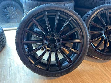 Mercedes CLS - SL winterset met Continental banden, Auto-onderdelen, 19 inch, 255 mm, Banden en Velgen, Nieuw
