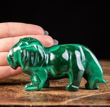 Sculpture, Sculpture de lion en malachite - 55 mm -