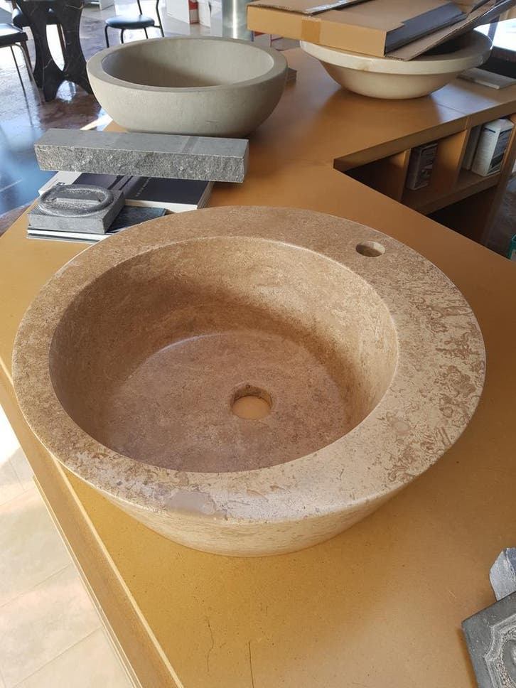 Evier massif marbre diamètre 40x14,5 cm liquidation stock, Doe-het-zelf en Bouw, Sanitair, Ophalen