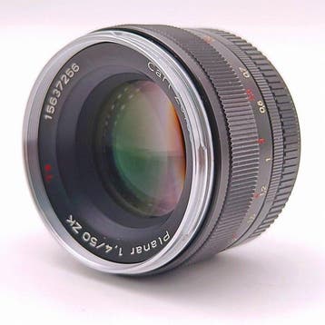 Carl Zeiss Planar 1.4/50mm ZK with Lens Hood (PK mount) |, Nieuw