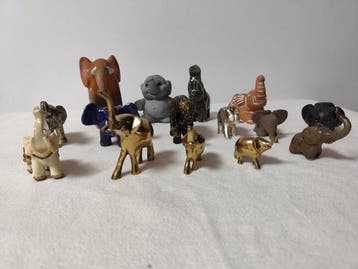 Themacollectie - Verzameling van 15 vintage olifantenfiguren