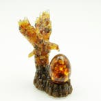 Amerikaanse adelaar figuurtje met ei – symbool van vrijheid,