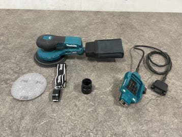 Veiling - Makita accu handpalmp excenter schuurmachine 40V B, Nieuw