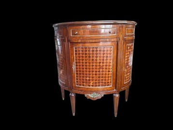 Armoire - Bois - Meuble de style classique