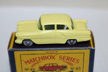 Matchbox 1:64 - Modelauto - Matchbox MB45a Vauxhall Victor, Nieuw