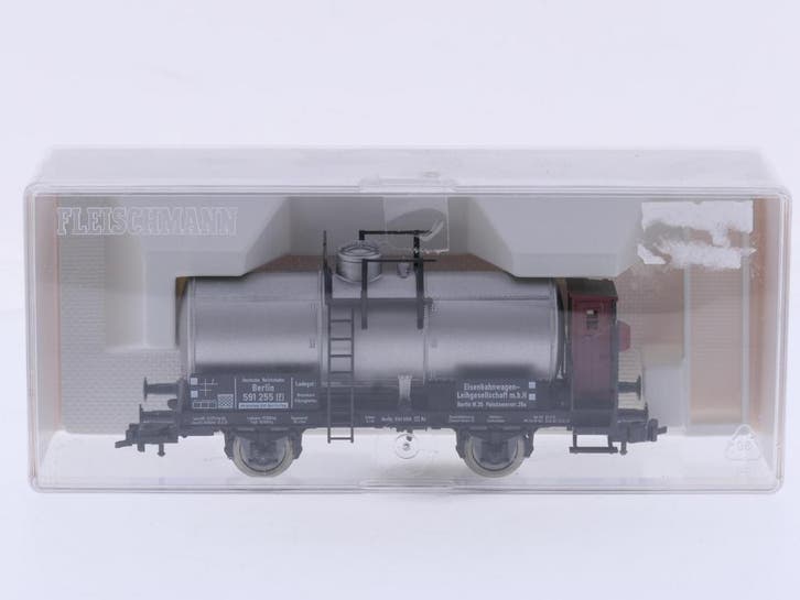 Schaal H0 Fleischmann NEW OLD STOCK 5437 K ketelwagen Ber..., Hobby en Vrije tijd, Modeltreinen | H0, Gelijkstroom, Analoog, Nieuw