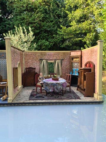 Onbekend - Maison de poupées Antiek groot poppenhuis