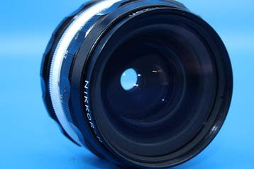Nikon Nikkor-H Auto 28mm F/3.5 Non Ai Cameralens, Nieuw