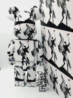 Medicom Toy x Banksy - Be@rbrick 400% + 100% Banksy
