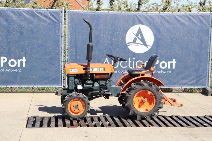 Veiling: Minitractor Kubota B5000 Diesel 9pk (Marge), Articles professionnels, Agriculture | Tracteurs, Enlèvement