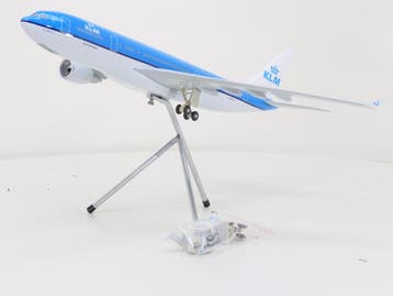 Schaal 1:100 Pacific Miniatures Boeing 737-300 KLM Royal..., Ophalen of Verzenden, Gebruikt, Overige merken