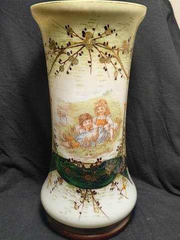 Steinschönau Fachschule - Vaas - Uraniumglas, Opaline glas