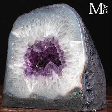 Cathédrale merveilleuse en quartz et améthyste - Couleur