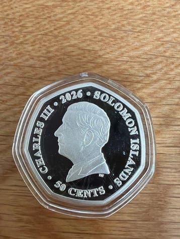 Îles Salomon. 50 Cent 2026 Catwoman 9g Silver Plated (Sans