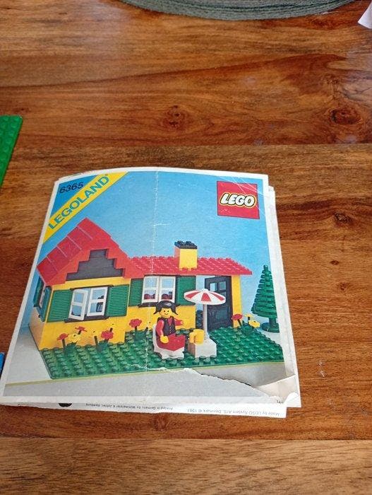 Lego Set - 6365 - Classic Town - Summer Cottage, Enfants & Bébés, Jouets | Duplo & Lego