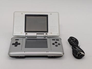 Nintendo - 3 Nintendo Gaming Items — Original Nintendo DS, Nieuw