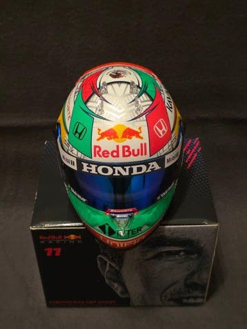 Red Bull Racing - Sergio Perez - 2021 - 1:2-schaalhelm