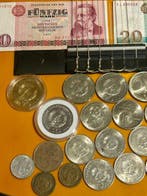 Duitsland, Democratische Republiek Lot of 20+ Coins &, Postzegels en Munten