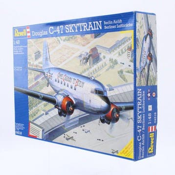 Revell 1:48 - Modelvliegtuig - DouglasC-047 SKYTRAIN Berlin, Nieuw